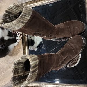 Brown leather with woven accent, Naturalizer N5 comfort boots, size 6.5